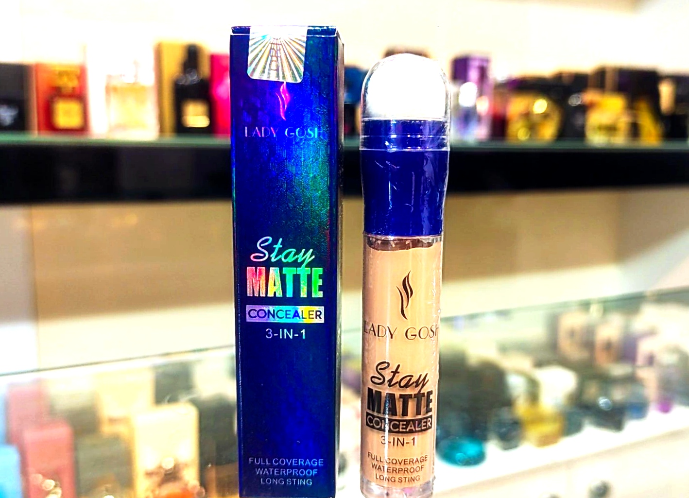 کانسیلر مایع لیدی گاش مدل پد دار Stay Matte 3in1